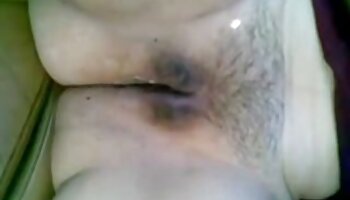La pipe en POV x video lesbiene de Romi