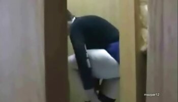 La sensationnelle transsexuelle Gabrielly Ferraz annihile la bite d'un mec chanceux video adulte x