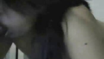 Bombasse enceinte se fait pilonner la chatte pornographie en vidéo pendant la douche
