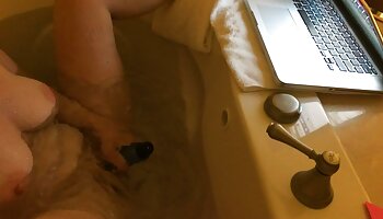 Petite ado obtient les vidéos xxx un gros pénis