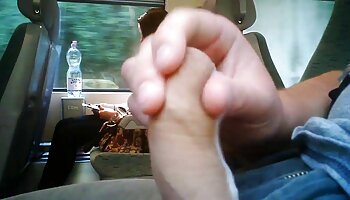 La vieille dame ringard jana profite video porno gratuitement d'un homme plus jeune